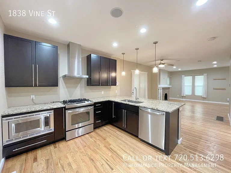 1838 Vine St — Photo 12