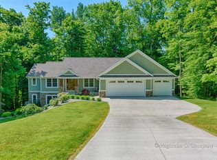 7512 Rio Rogue Trl NE, Belmont, MI 49306