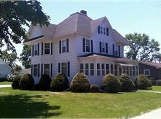 228 Main St SE, New Albin, IA 52160