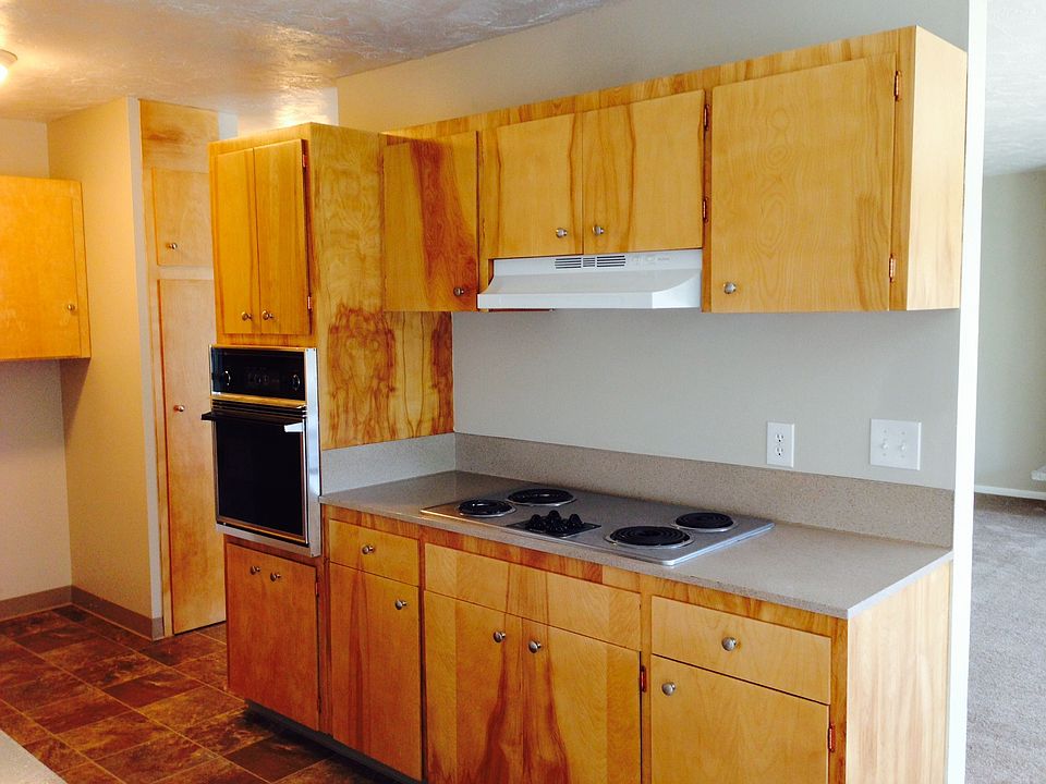 2nd image of 4509 SW Vermont St APT 201B