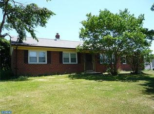 8 Nola Ln, Newark, DE 19702