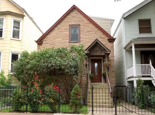 3035 N Hamilton Ave, Chicago, IL 60618