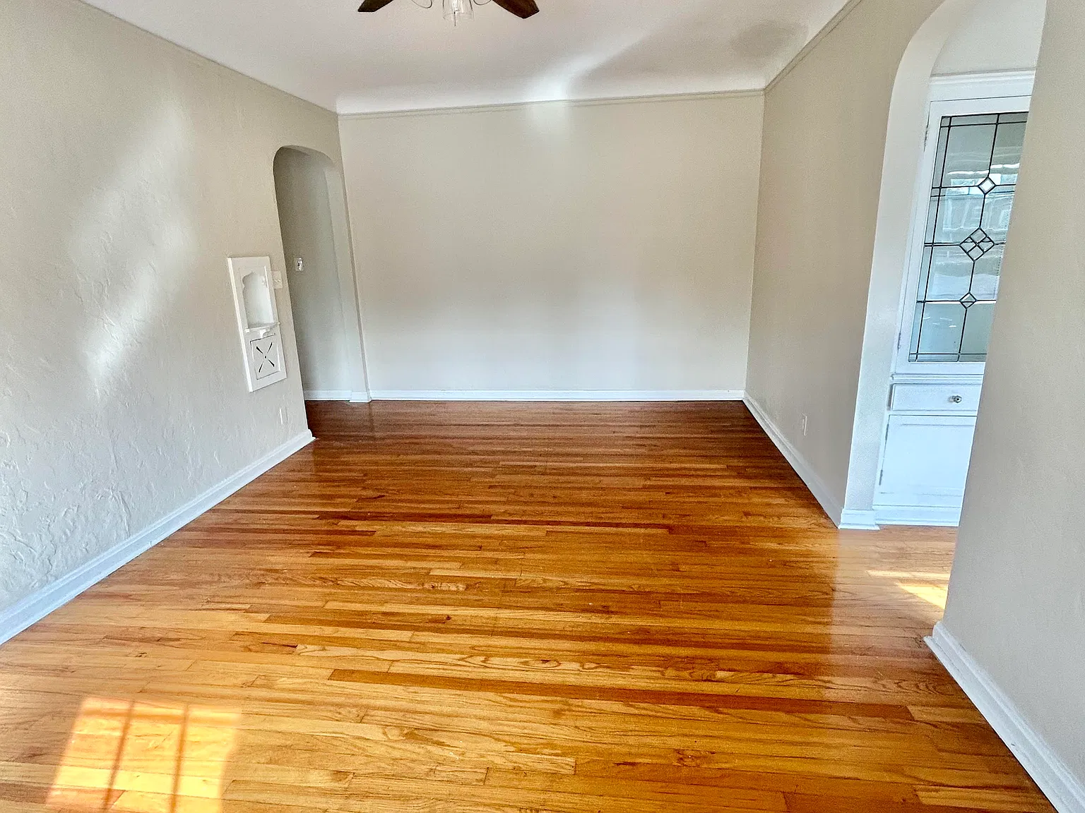 1 bed, 700 sqft, $1,050 — Photo 4
