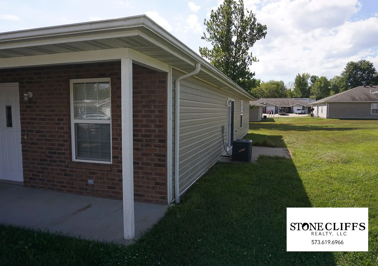 310 Rylee Circle — Photo 2