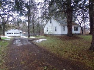 2497 Brewer Rd, Waterloo, NY 13165