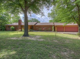 6730 E 25th Pl, Tulsa, OK 74129