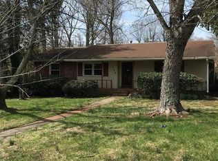 709 Rosecrest Dr, High Point, NC 27260