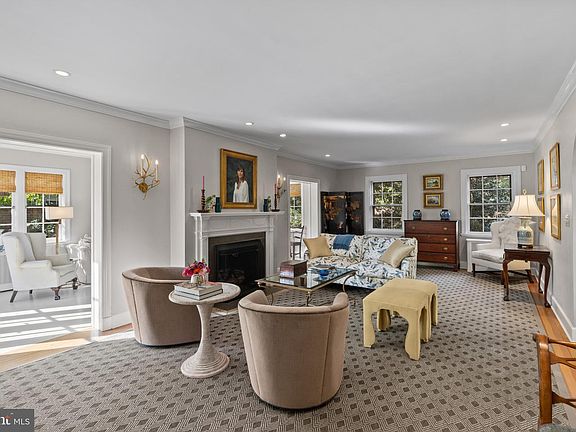 5th image of 32 Charlcote Pl