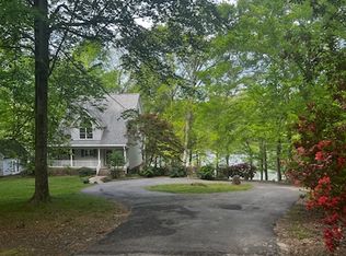 7546 Compromise Hill Rd, Gloucester, VA 23061