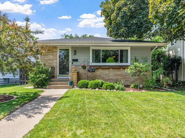 3911 Upton Ave N, Minneapolis, MN 55412