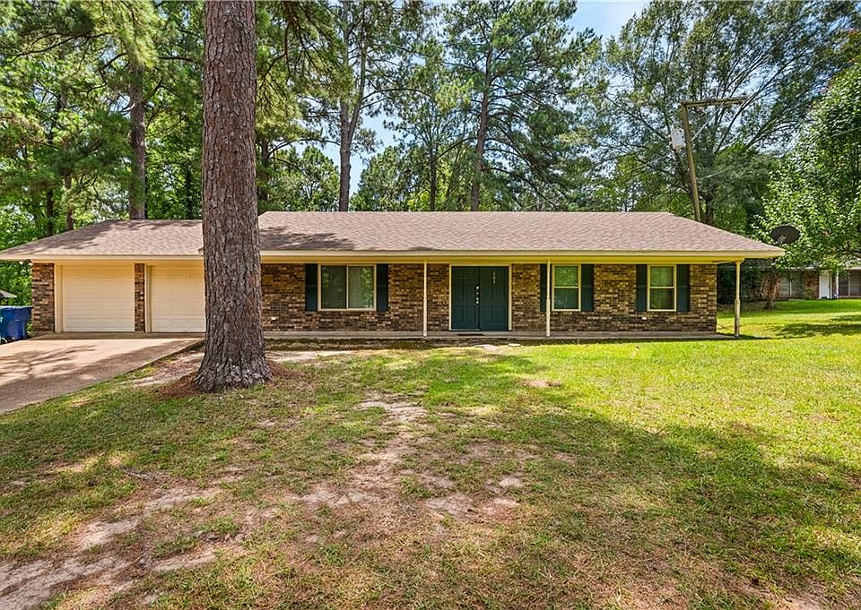 1st image of 605 Holiday Cir