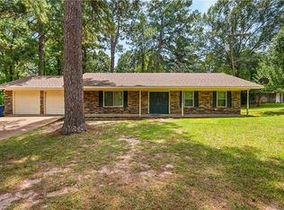 605 Holiday Cir, Pineville, LA 71360