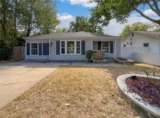 6720 Craig St, Fort Worth, TX 76112