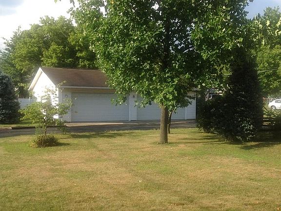2nd image of 334 Lisbon St