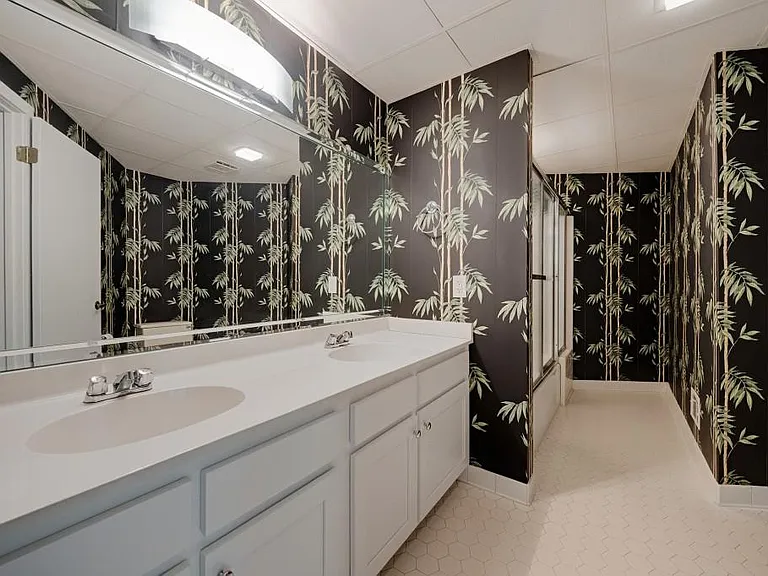 130 Huntcliff Point — Photo 48