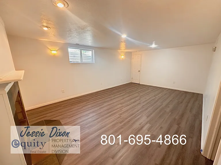 245 Briarwood Dr — Photo 14