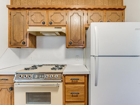 5th image of 4521 SE 20th St