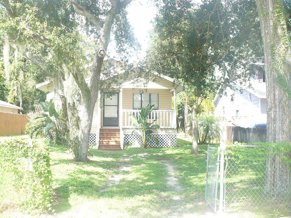 1st image of 134 N Observatory Dr