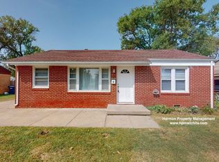 2210 W Greenfield St, Wichita, KS 67217