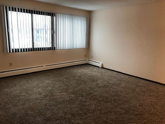 5th image of 33 6th Ave N APT 310