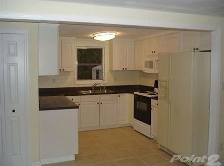 Kitchen /Ceramic Tile