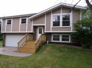 527 Nathan Rd, Park Forest, IL 60466