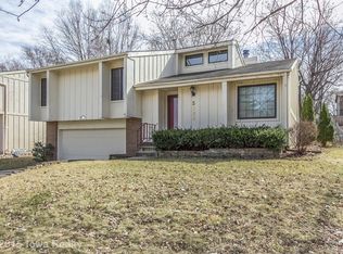 5300 Twana Dr, Des Moines, IA 50310