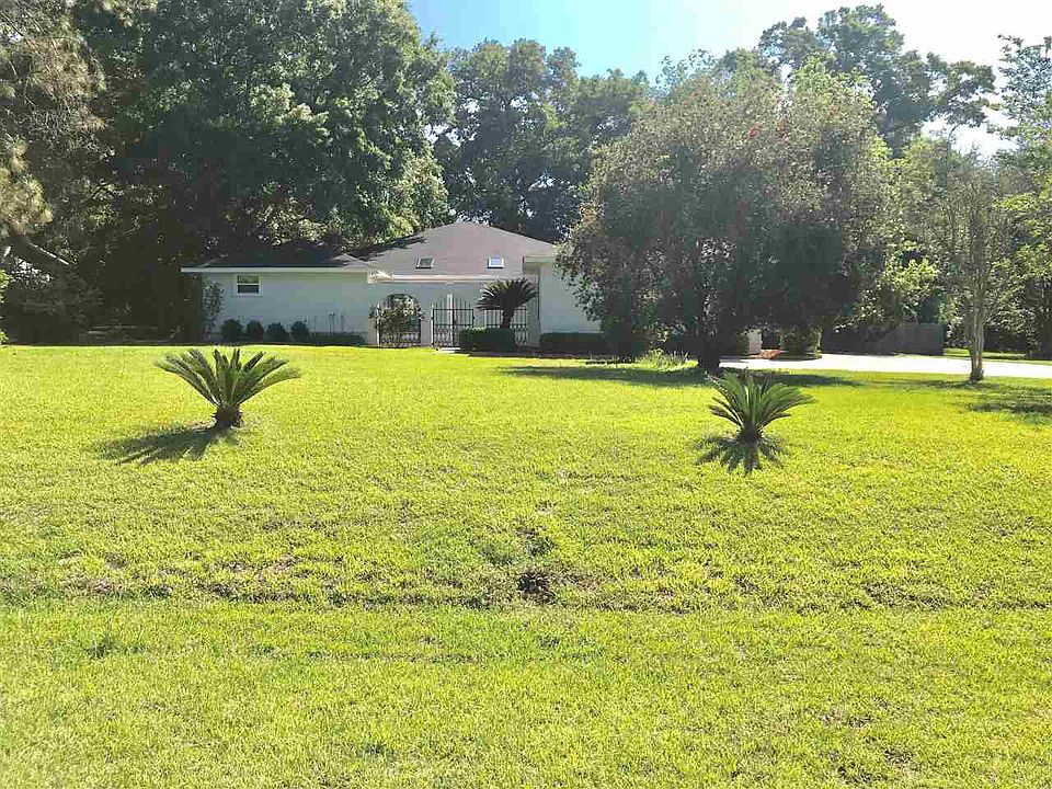 1st image of 2307 Napoleon Bonaparte Dr