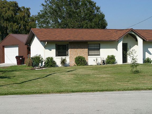 3rd image of 2006 Cypress Ave