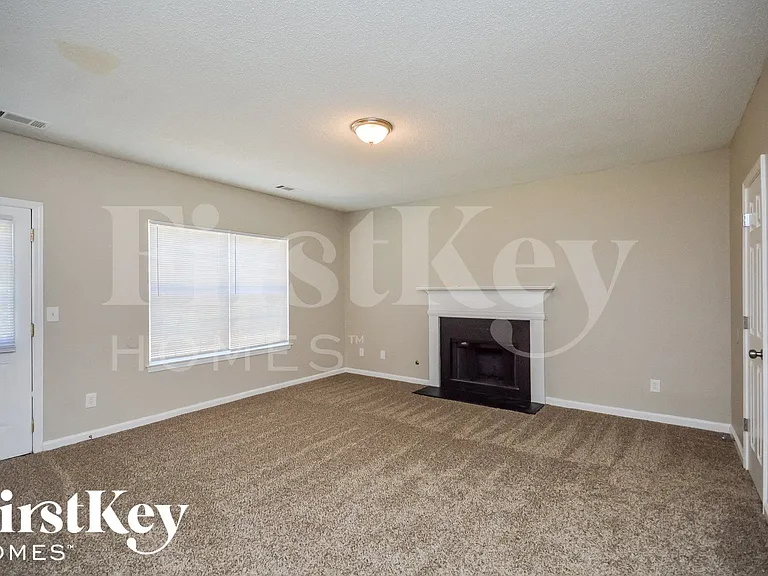 170 Capeton Ct — Photo 5