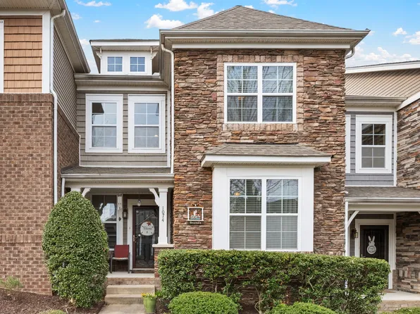 1074 Riverwood Village Blvd, Hermitage, TN 37076