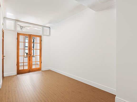 2nd image of 438 W 49th St APT 3C