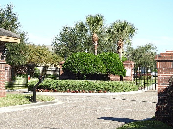 2nd image of 10075 N Gate Pkwy #2101