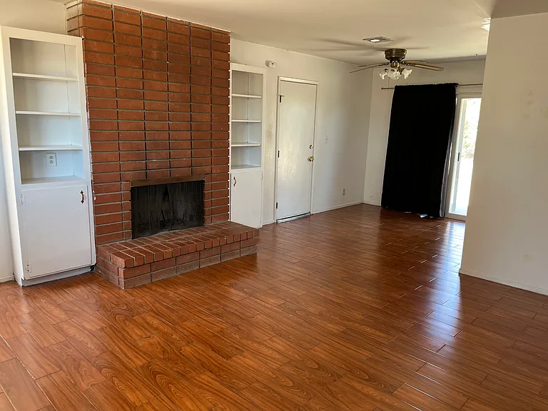 18515 Symeron Rd — Photo 12