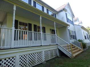 48 Sand Pond Rd, Hardwick, NJ 07825