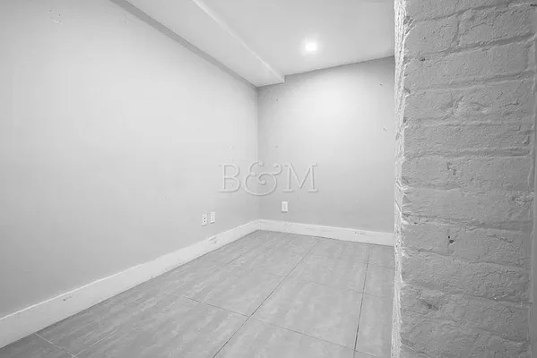 Rented by Brick&Mortar | media 54