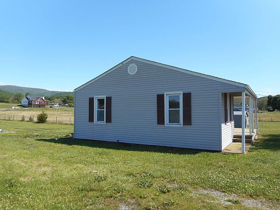5th image of 18874 Huckleberry Rd
