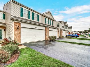 1043 Heron Cir, Joliet, IL 60431