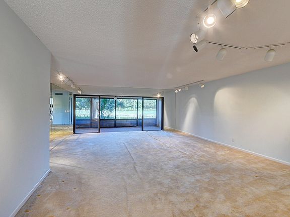 2nd image of 6428 Aspen Glen Cir #102