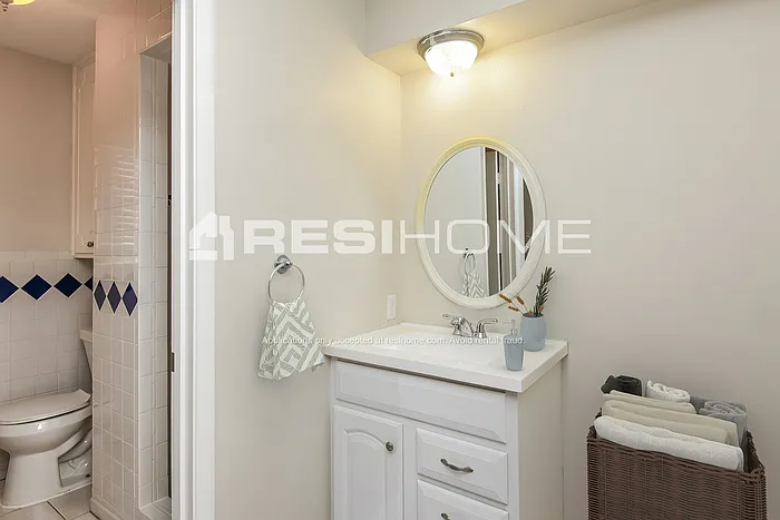 2125 Rockmoor Dr — Photo 15
