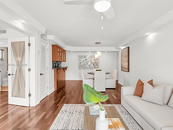 4th image of 220 Washington Ave APT 5D