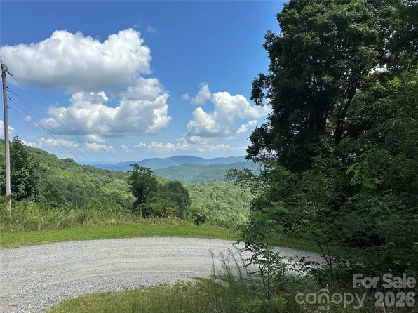 99999 Running Bear Rd, Hot Springs, NC 28743