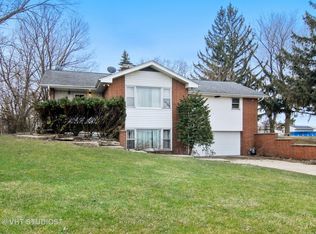 4822 Baseline Rd, Oswego, IL 60543