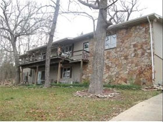 2nd image of 400 Blue Springs Ln