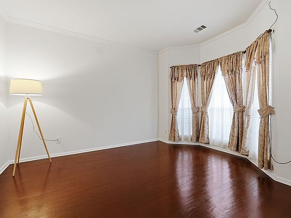 5th image of 1261 Woodland View Rd