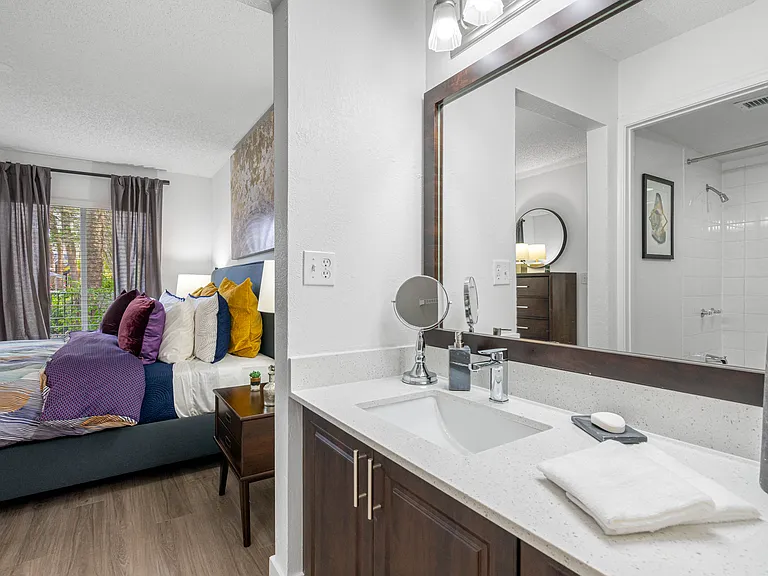 Lakepointe at Jacaranda — Photo 45