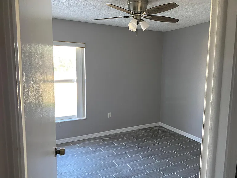 576 Still Meadows Cir W — Photo 10