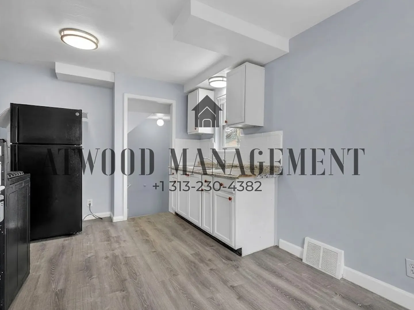 This beautifully updated 3-bedroom, 1-bath single-family home is ready for move-in! — Photo 3