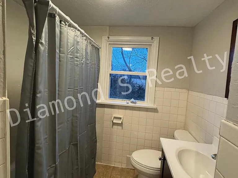 3435 S Sulgrove Ave — Photo 8