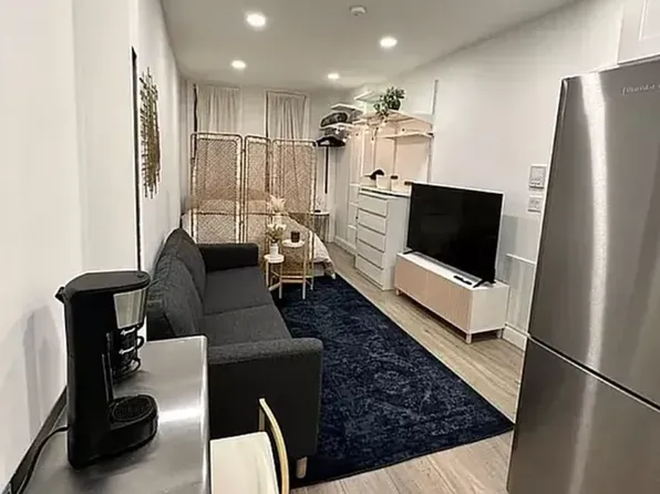 170 E 100th St APT 1W, New York, NY 10029